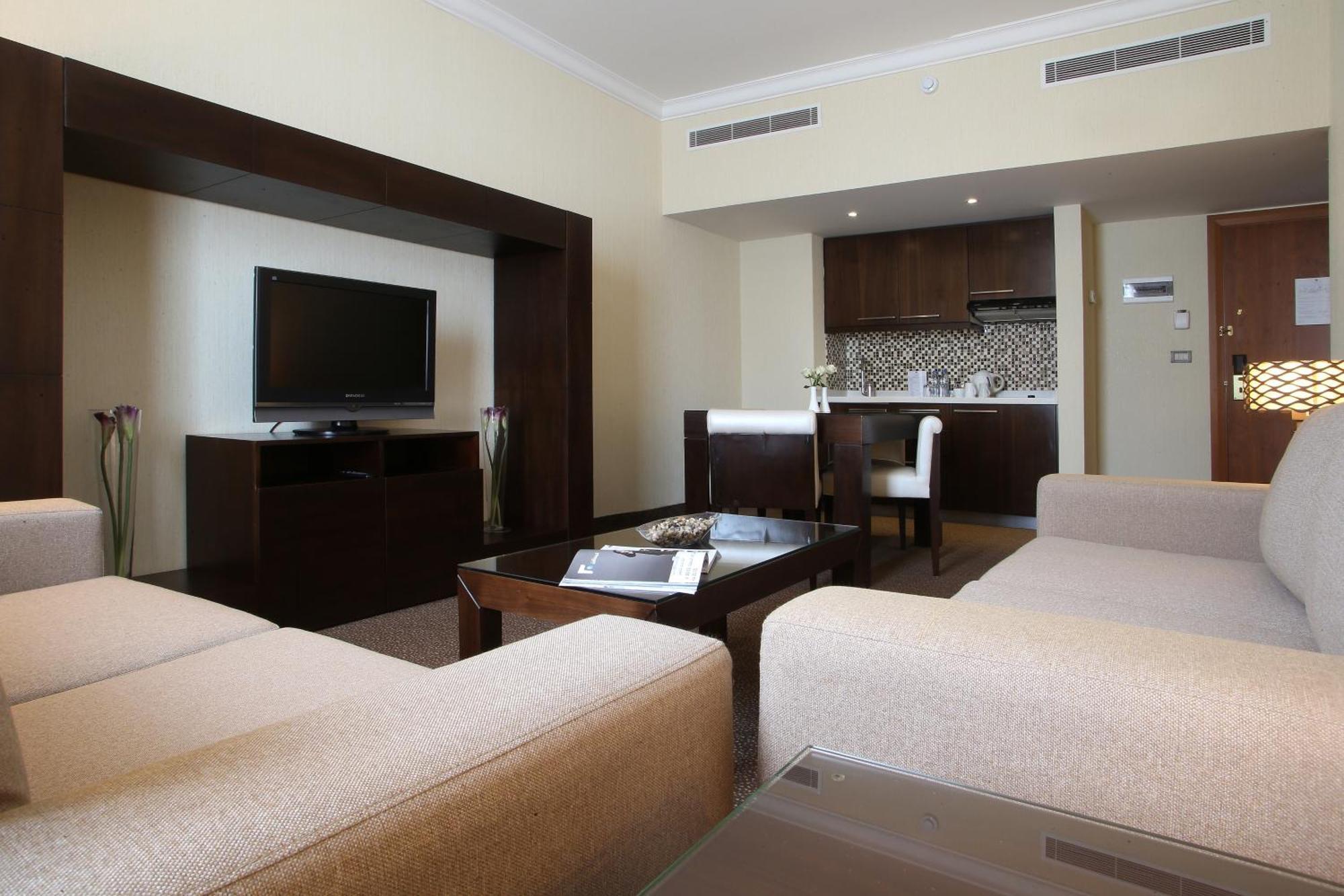 Suite Diplomatic con Vista Città