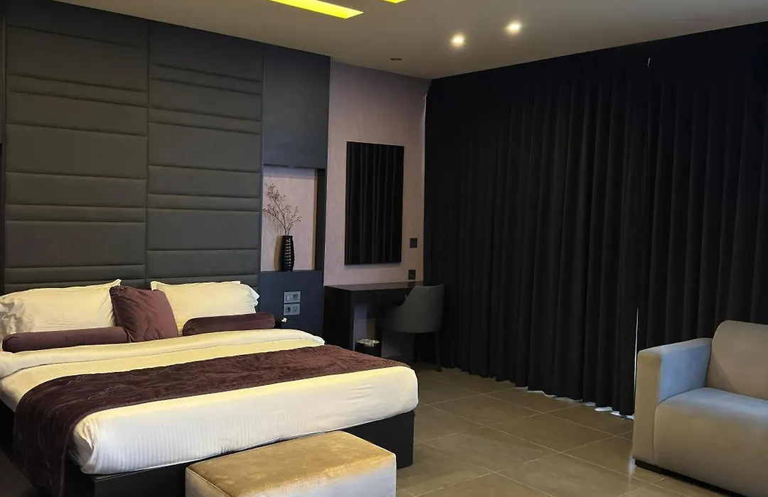Louis V Hotel Beirut-1